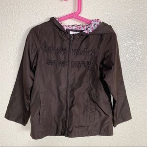 ⭐️ Cute Circo brown windbreaker size 5t